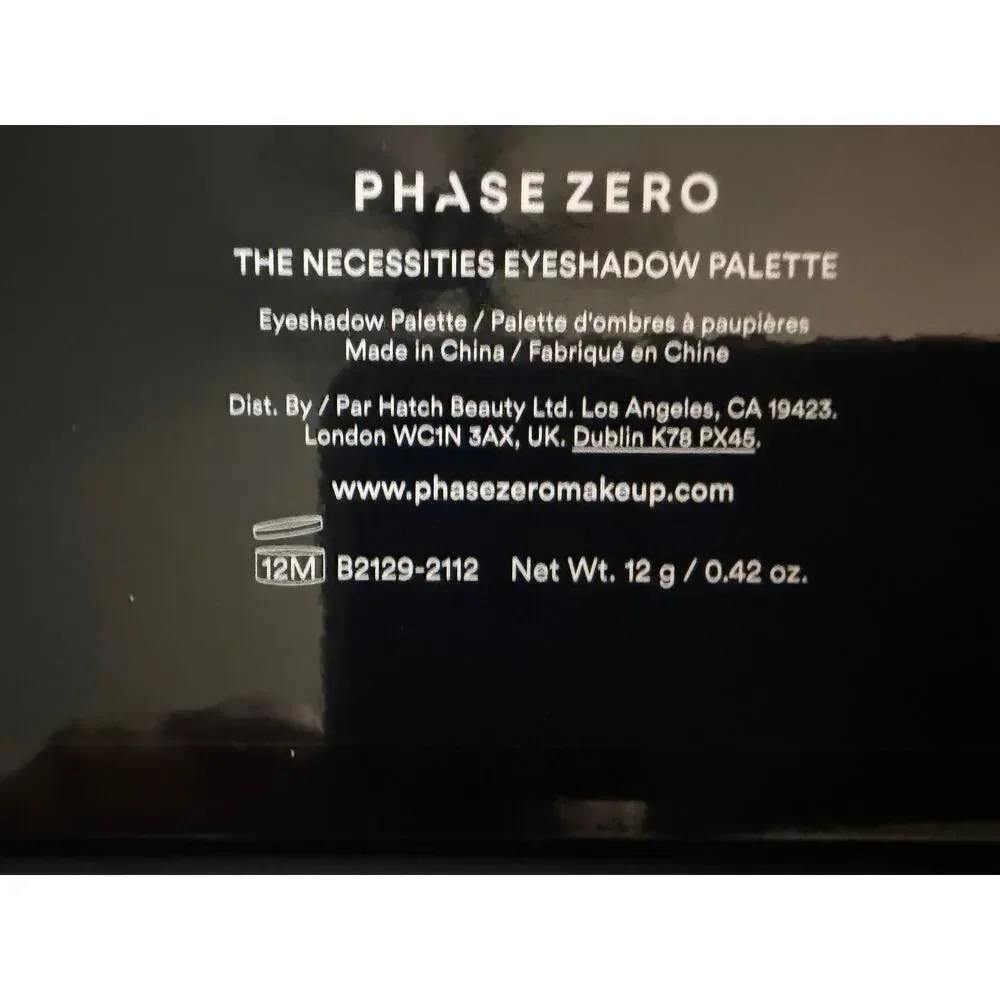 Phase Zero The Necessities Eyeshadow Palette 8 Shades 12g 0.42 oz with Mirror